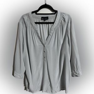 Rose & Olive women’s geometric print  blouse.